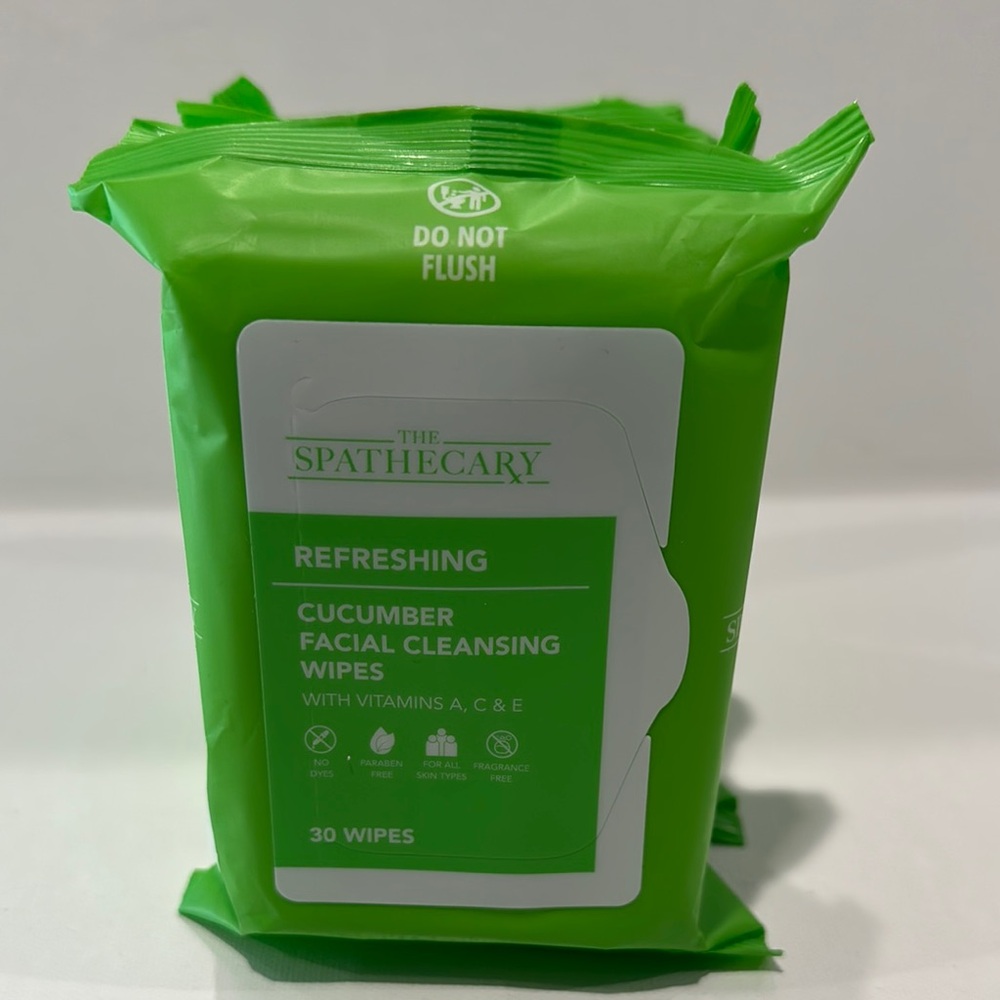 The Spathecary Refreshing Cucumber Facial Cleansing Wipes.
